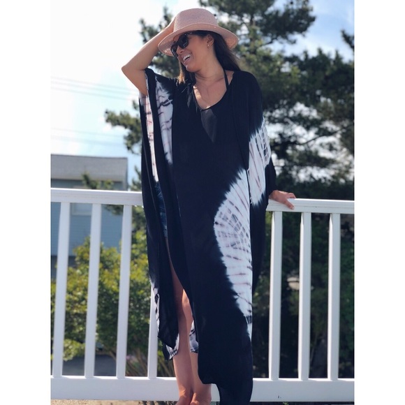 Other - 🆕Shana Tie Dye Kimono Beach Cape Cover Up